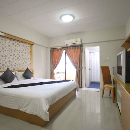 P Park Residence Charansanitwong Bangkok Dış mekan fotoğraf