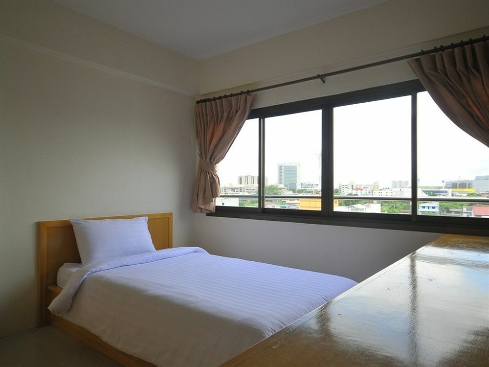 P Park Residence Charansanitwong Bangkok Dış mekan fotoğraf