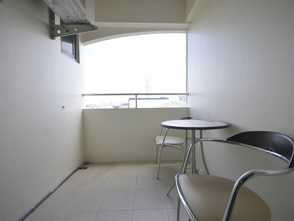 P Park Residence Charansanitwong Bangkok Dış mekan fotoğraf